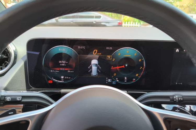 Used Mercedes-Benz B-Class 2020 B 180 Instrument Cluster
