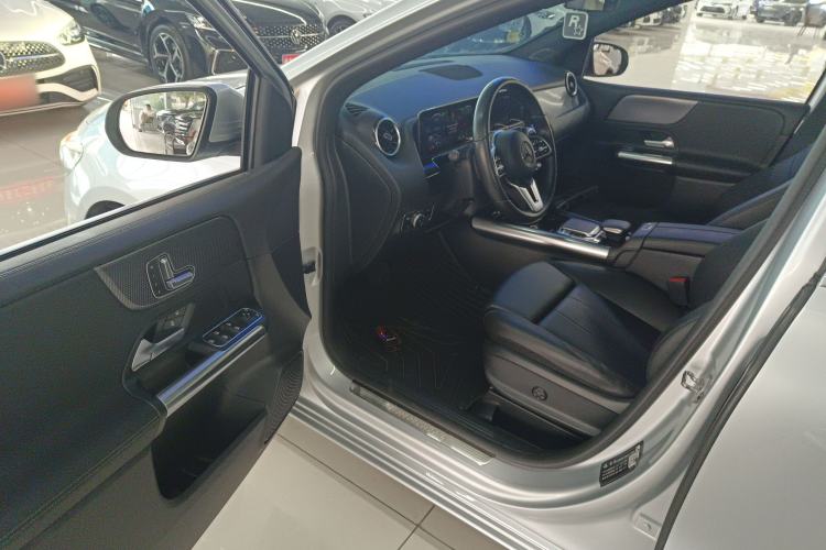 Used Mercedes-Benz B-Class 2020 B 200 Fashion Model Interior 3