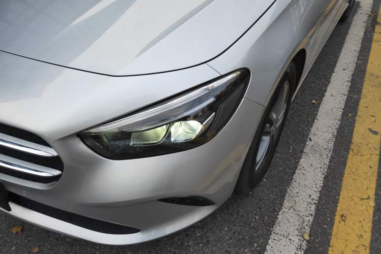 Used Mercedes-Benz B-Class 2020 B 200 Sport Edition Left Front Headlight