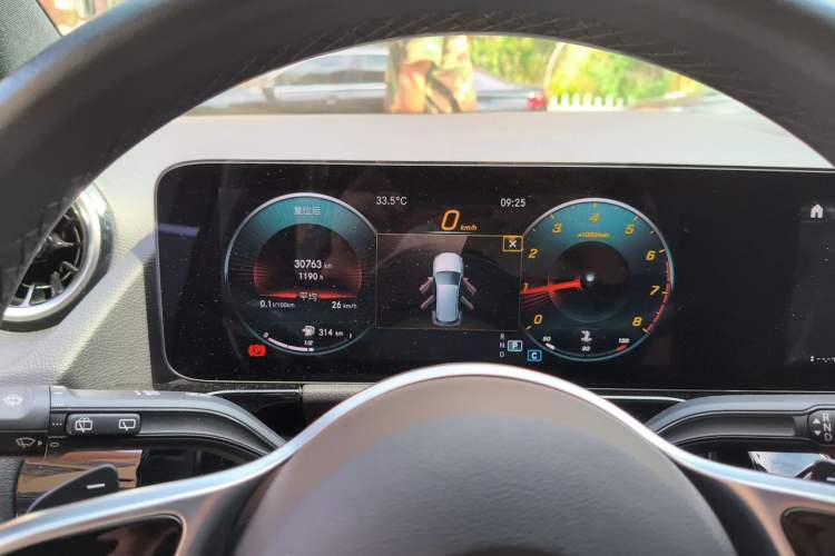 Used Mercedes-Benz B-Class 2020 B 180 Odometer Close Up