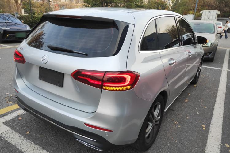 Used Mercedes-Benz B-Class 2020 B 200 Sport Edition Rear Right 45 Deg
