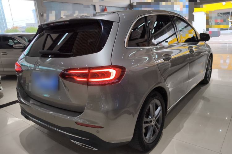 Used Mercedes-Benz B-Class 2020 B 200 Sport Edition Rear Right 45 Deg