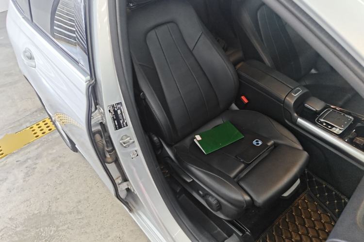 Used Mercedes-Benz B-Class 2020 B 200 Fashion Model Right Front Seat