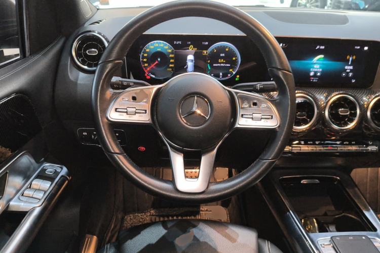 Used Mercedes-Benz B-Class 2020 B 200 Sport Edition Steering Wheel