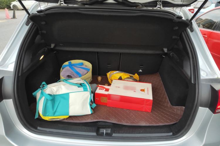 Used Mercedes-Benz B-Class 2020 B 200 Sport Edition Trunk