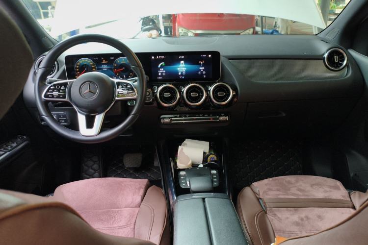 Used Mercedes-Benz B-Class 2020 B 200 Sport Edition Center Console