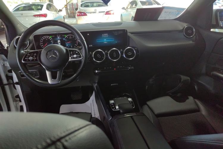 Used Mercedes-Benz B-Class 2020 B 180 Center Console