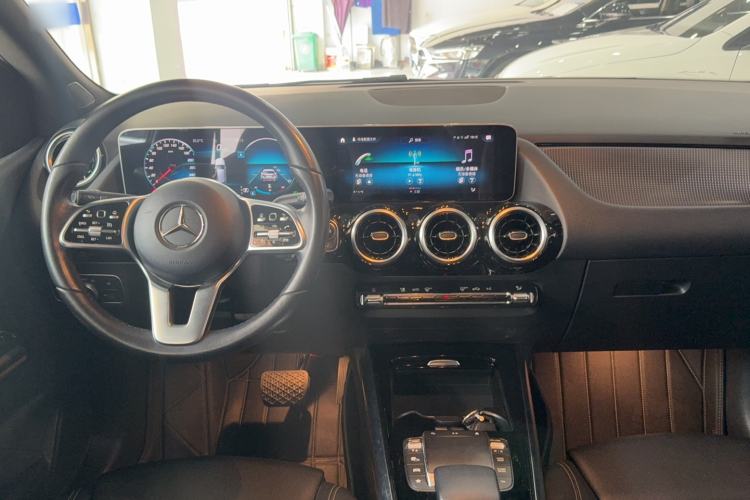 Used Mercedes-Benz B-Class 2020 B 200 Sport Edition Center Console