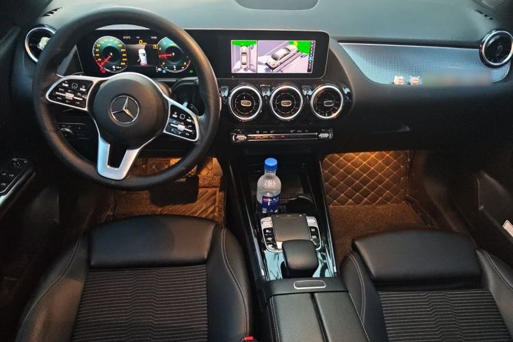 Used Mercedes-Benz B-Class 2020 B 200 Sport Edition Center Console