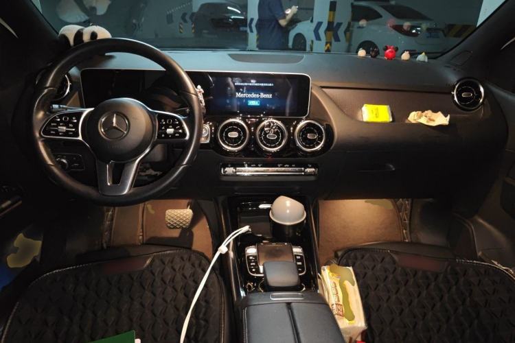 Used Mercedes-Benz B-Class 2020 B 200 Sport Edition Center Console