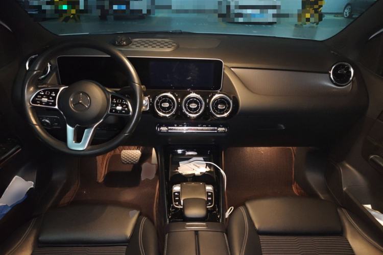 Used Mercedes-Benz B-Class 2020 B 200 Sport Edition Center Console