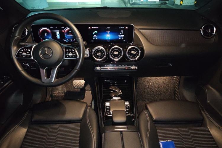 Used Mercedes-Benz B-Class 2020 B 200 Sport Edition Center Console