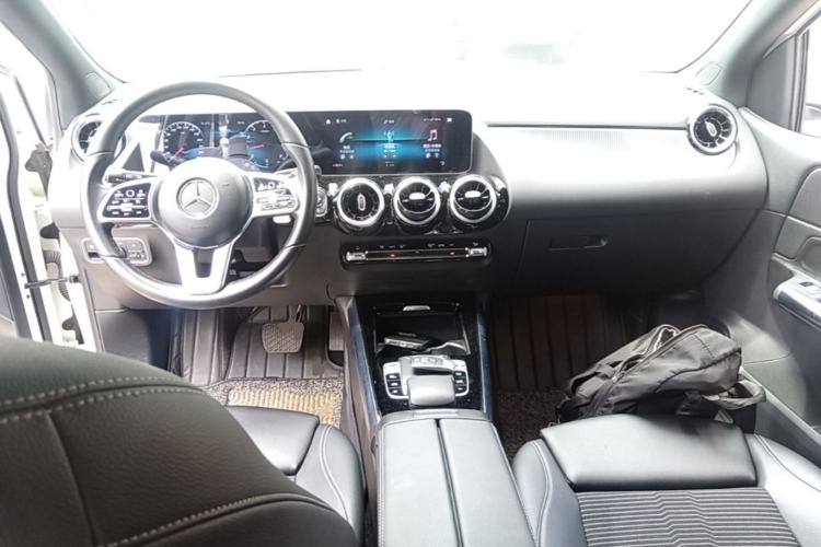 Used Mercedes-Benz B-Class 2020 B 180 Center Console