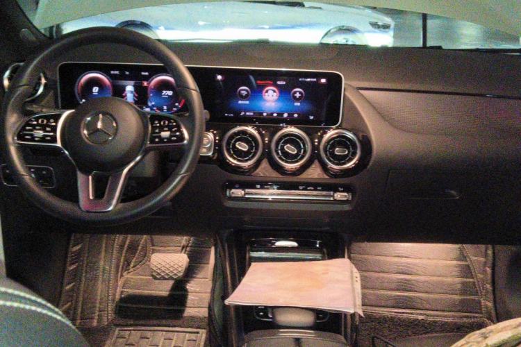 Used Mercedes-Benz B-Class 2020 B 200 Sport Edition Center Console