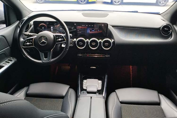 Used Mercedes-Benz B-Class 2020 B 200 Sport Edition Center Console