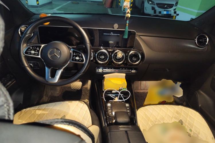 Used Mercedes-Benz B-Class 2020 B 200 Fashion Model Center Console