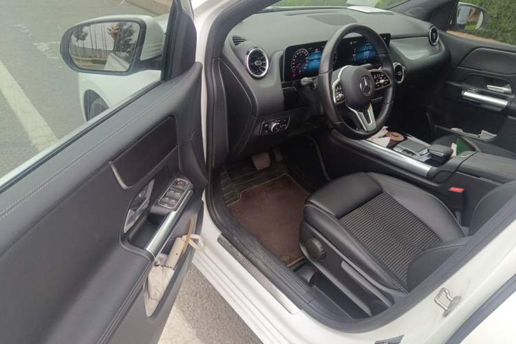 Used Mercedes-Benz B-Class 2020 B 180 Driver Seat