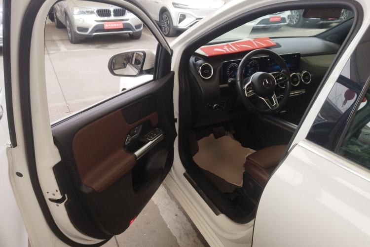 Used Mercedes-Benz B-Class 2020 B 200 Sport Edition Driver Seat