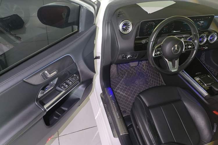 Used Mercedes-Benz B-Class 2020 B 200 Fashion Model Driver Seat