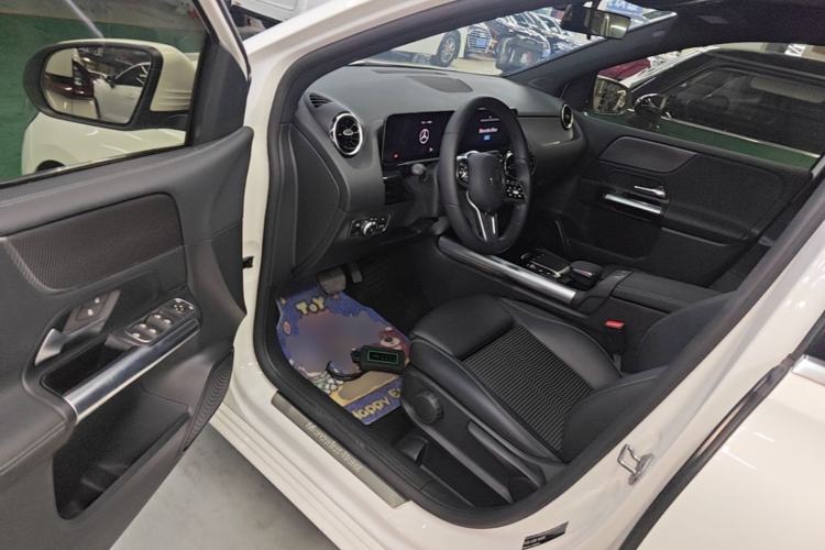 Used Mercedes-Benz B-Class 2020 B 180 Driver Seat