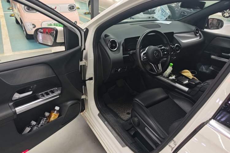 Used Mercedes-Benz B-Class 2020 B 180 Driver Seat