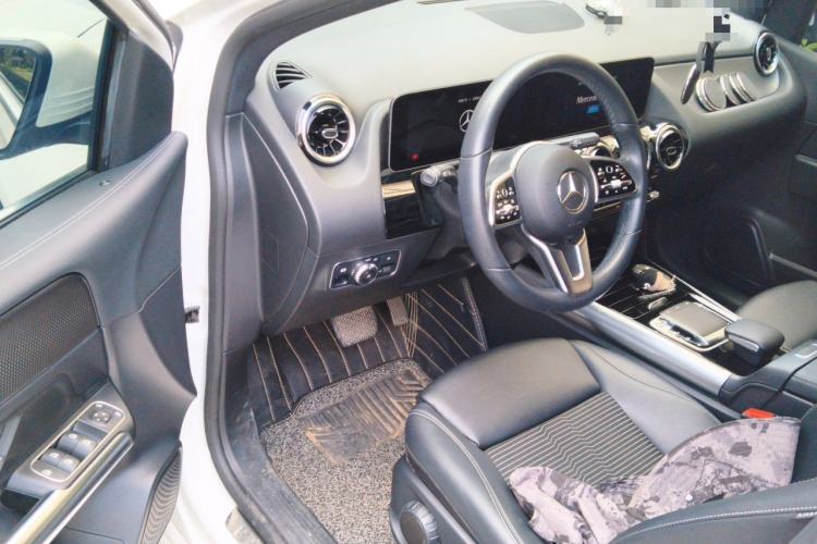 Used Mercedes-Benz B-Class 2020 B 200 Sport Edition Driver Seat
