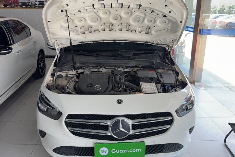 Used Mercedes-Benz B-Class 2020 B 200 Sport Edition Engine Bay
