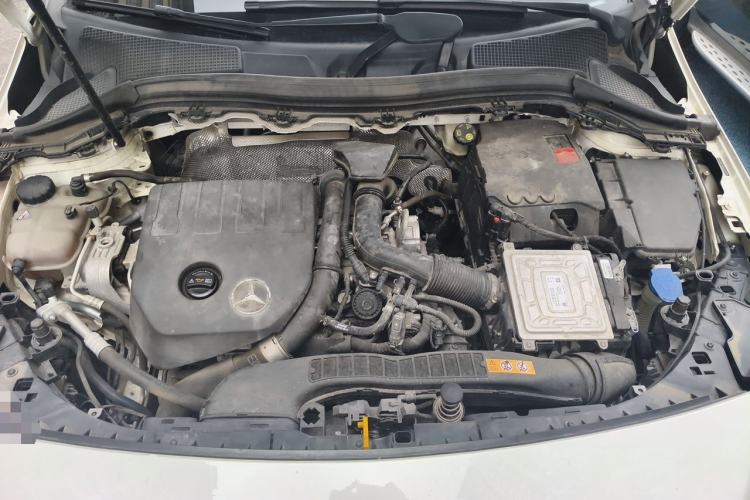 Used Mercedes-Benz B-Class 2020 B 200 Sport Edition Engine Bay