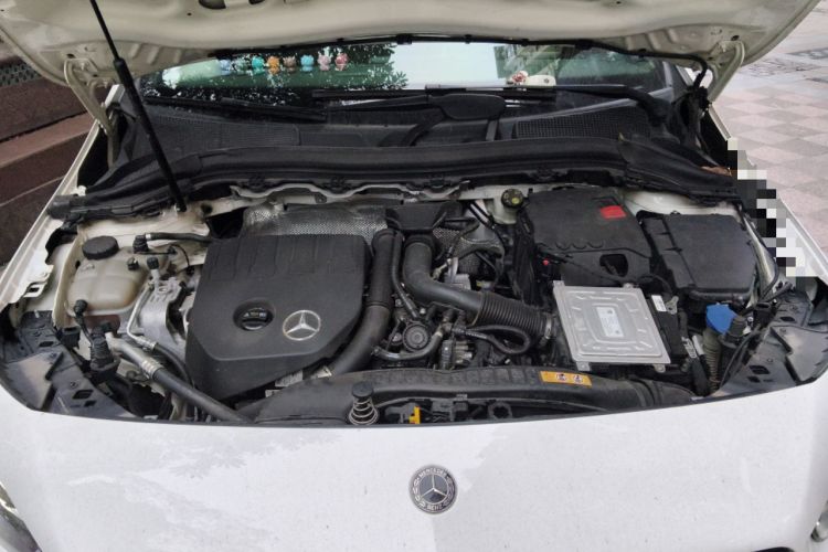 Used Mercedes-Benz B-Class 2020 B 200 Sport Edition Engine Bay