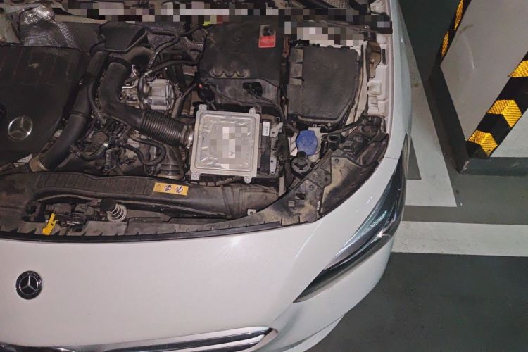 Used Mercedes-Benz B-Class 2020 B 200 Sport Edition Engine Bay Left