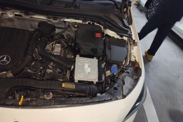 Used Mercedes-Benz B-Class 2020 B 200 Fashion Model Engine Bay Left