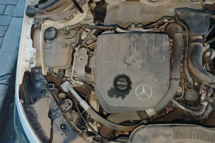 Used Mercedes-Benz B-Class 2020 B 200 Sport Edition Engine Bay Right