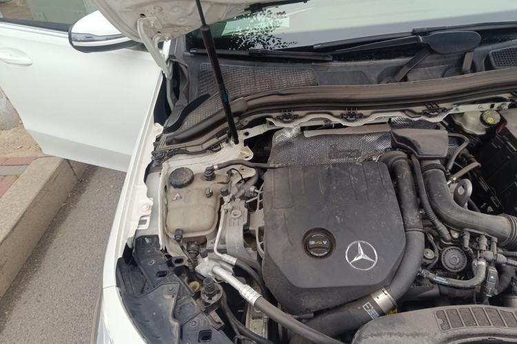 Used Mercedes-Benz B-Class 2020 B 180 Engine Bay Right