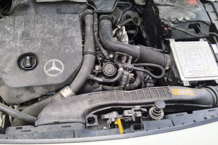 Used Mercedes-Benz B-Class 2020 B 200 Sport Edition Engine Bay