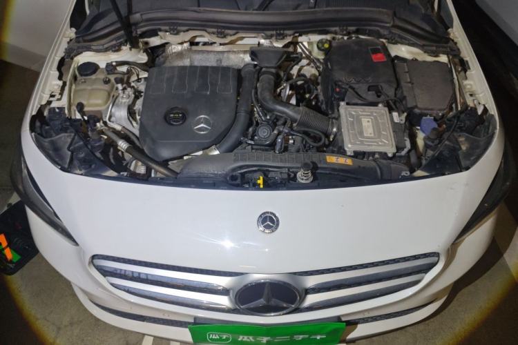 Used Mercedes-Benz B-Class 2020 B 180 Engine Bay