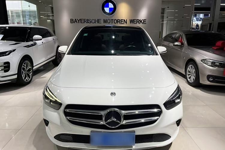 Used Mercedes-Benz B-Class 2020 B 200 Sport Edition Exterior 1
