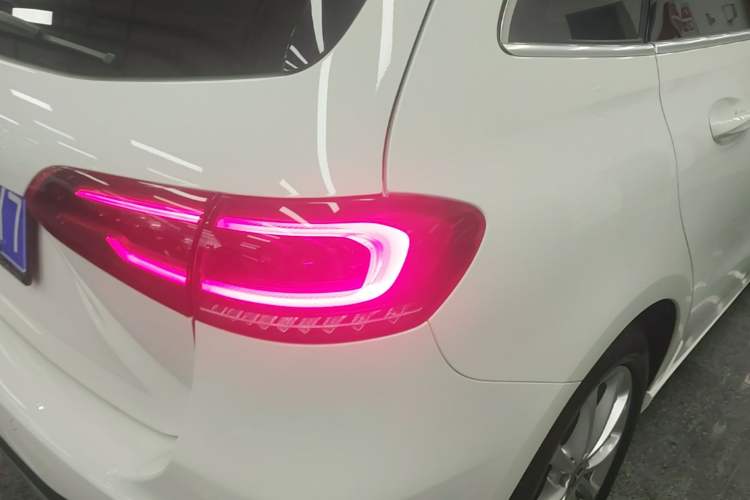Used Mercedes-Benz B-Class 2020 B 200 Fashion Model Exterior 1