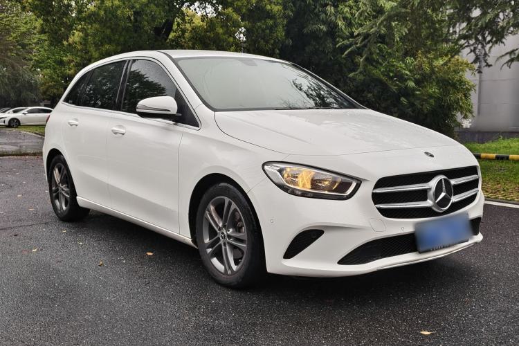 Used Mercedes-Benz B-Class 2020 B 180 Exterior 2