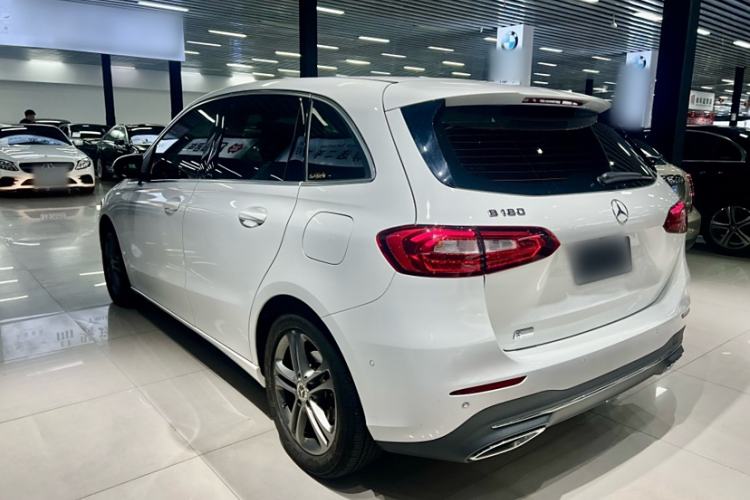Used Mercedes-Benz B-Class 2020 B 180 Exterior 3
