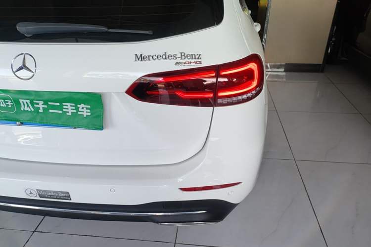 Used Mercedes-Benz B-Class 2020 B 200 Fashion Model Exterior 3