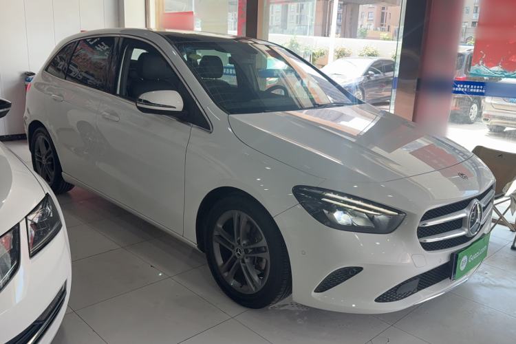 Used Mercedes-Benz B-Class 2020 B 200 Sport Edition Exterior 4