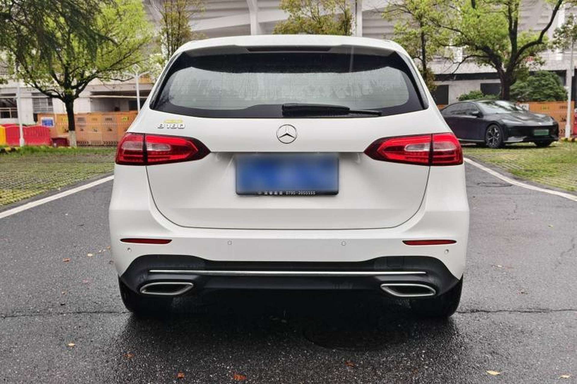 Used Mercedes-Benz B-Class 2020 B 180 Exterior 4