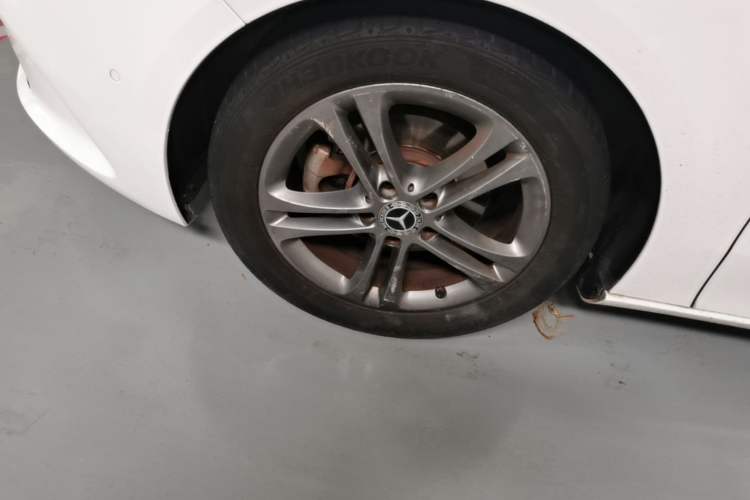 Used Mercedes-Benz B-Class 2020 B 180 Exterior 4