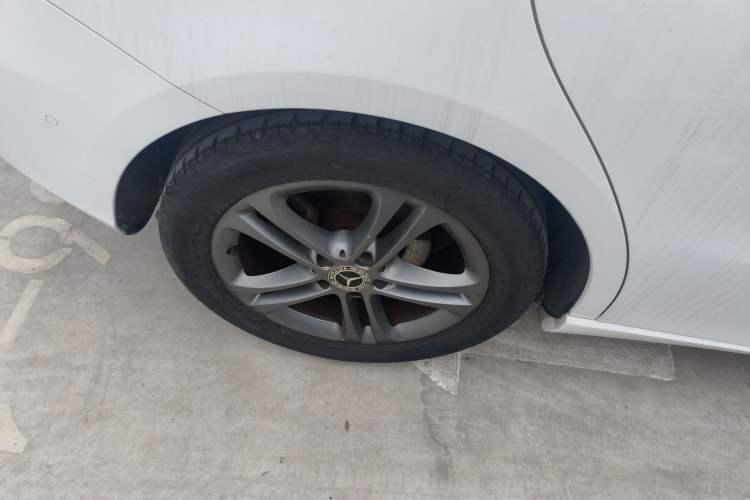 Used Mercedes-Benz B-Class 2020 B 180 Exterior 5
