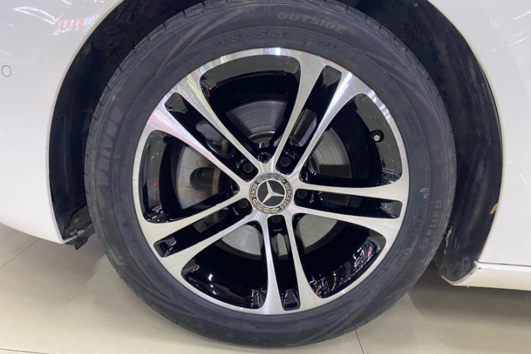 Used Mercedes-Benz B-Class 2020 B 200 Sport Edition Exterior 6