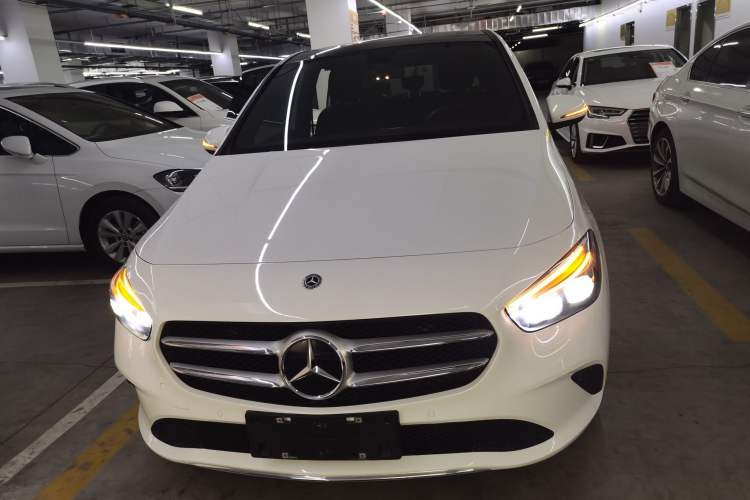 Used Mercedes-Benz B-Class 2020 B 200 Sport Edition Front