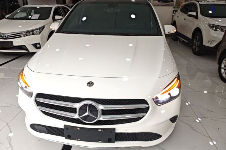 Used Mercedes-Benz B-Class 2020 B 200 Fashion Model Front
