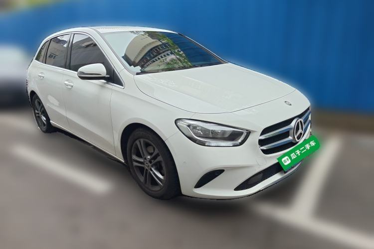 Used Mercedes-Benz B-Class 2020 B 180 Front Right 45 Deg