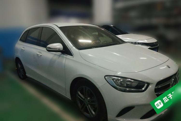 Used Mercedes-Benz B-Class 2020 B 180 Front Right 45 Deg