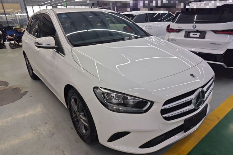Used Mercedes-Benz B-Class 2020 B 180 Front Right 45 Deg